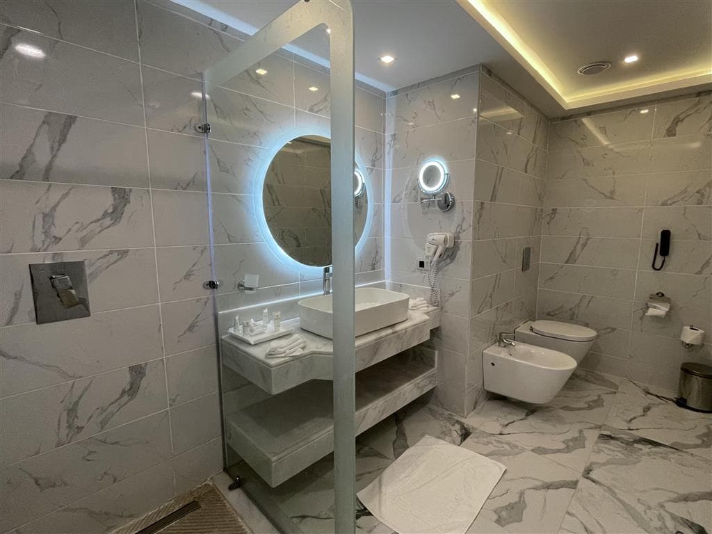 Sirena Beach Resort & Spa