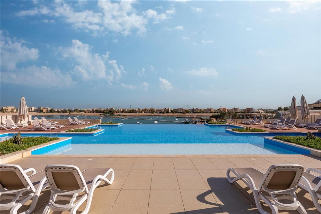 Creek Hotel & Residences El Gouna