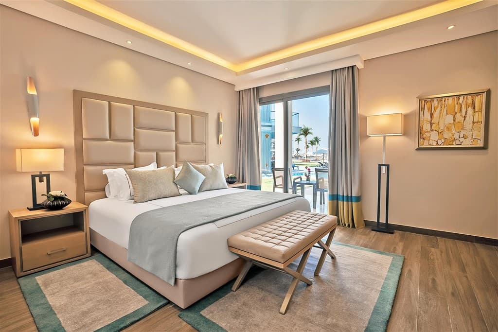 Rixos Premium Magawish Suites & Villas
