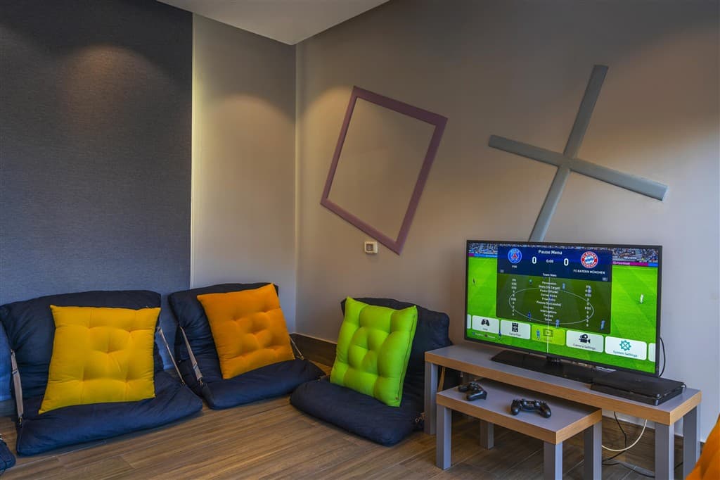 Rixos Premium Magawish Suites & Villas