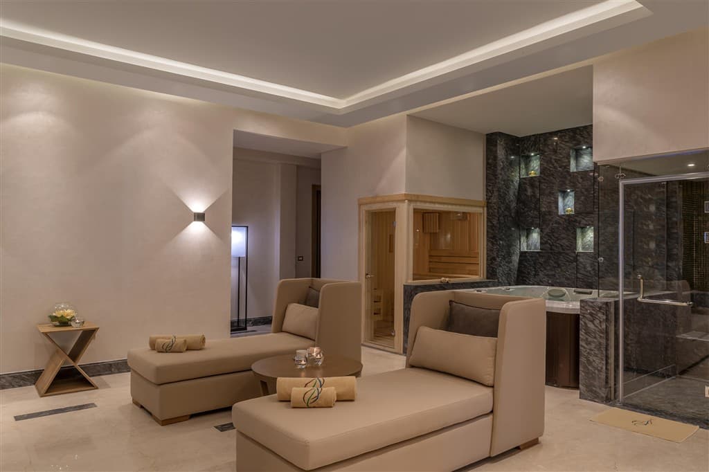 Rixos Premium Magawish Suites & Villas