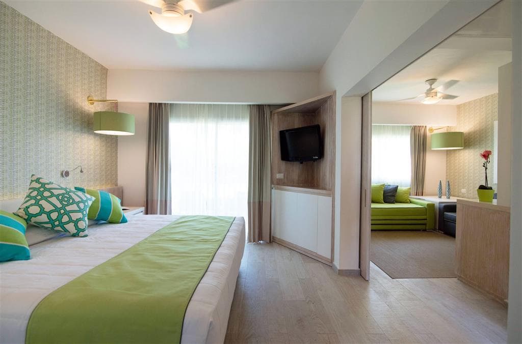 Grand Sirenis Cocotal Beach Resort & Aquagames