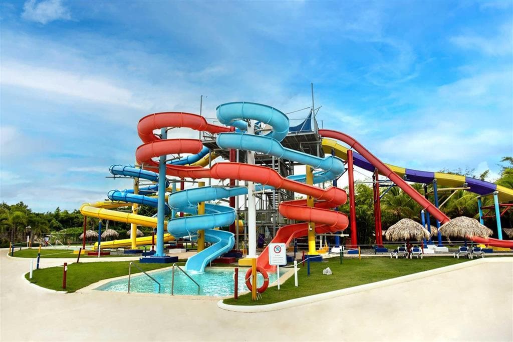Grand Sirenis Cocotal Beach Resort & Aquagames