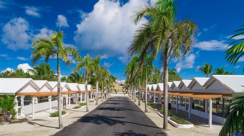 Grand Sirenis Cocotal Beach Resort & Aquagames