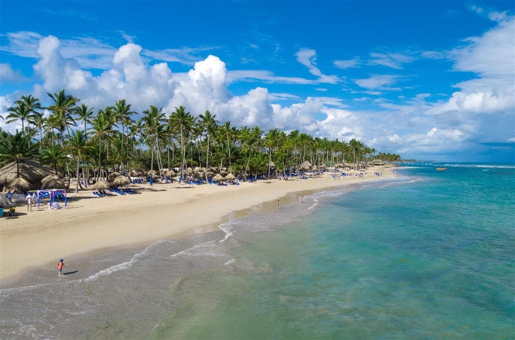 Grand Sirenis Cocotal Beach Resort & Aquagames