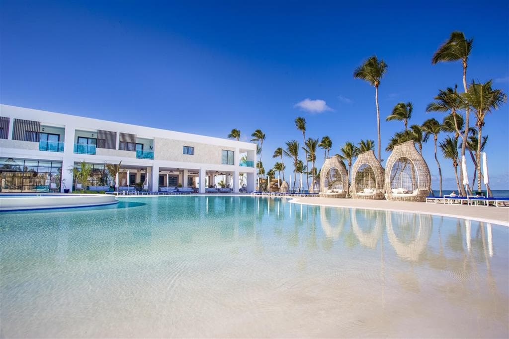 Serenade Punta Cana Beach & Spa Resort