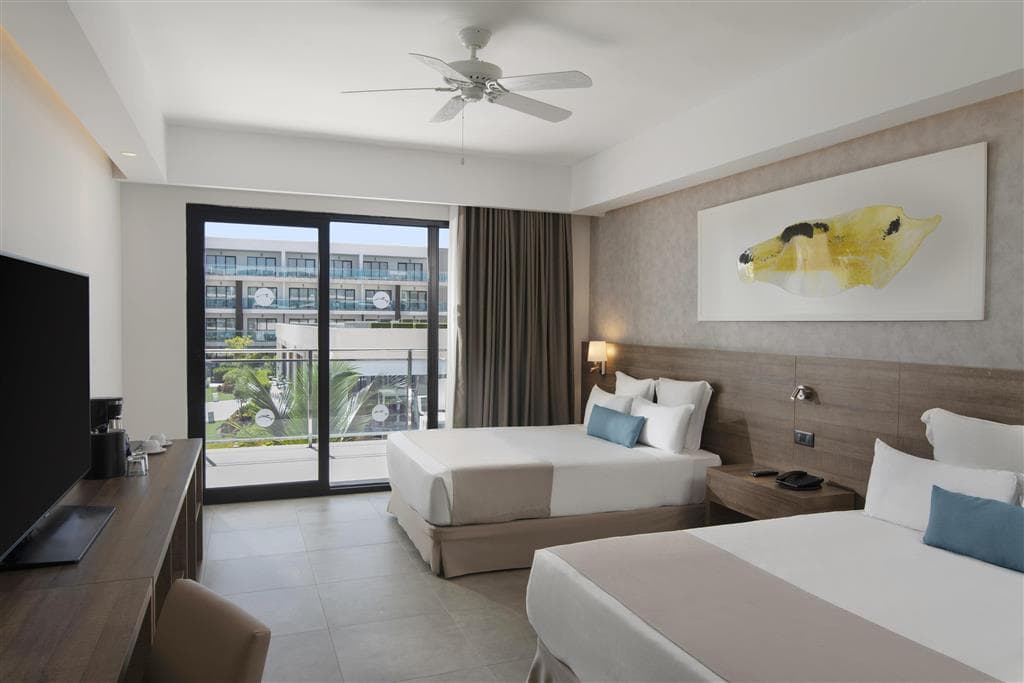 Serenade Punta Cana Beach & Spa Resort