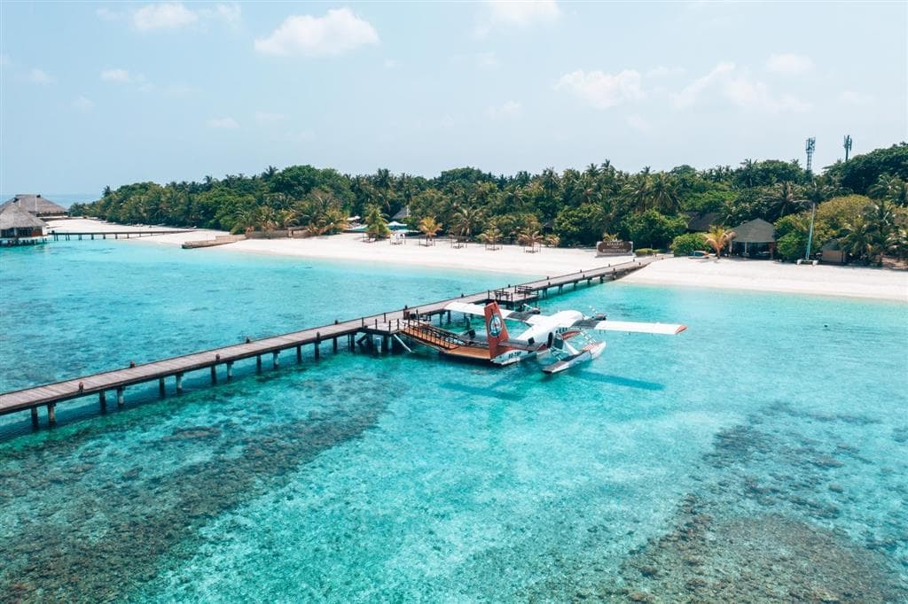 Adaaran Select Meedhupparu & Prestige Water Villas