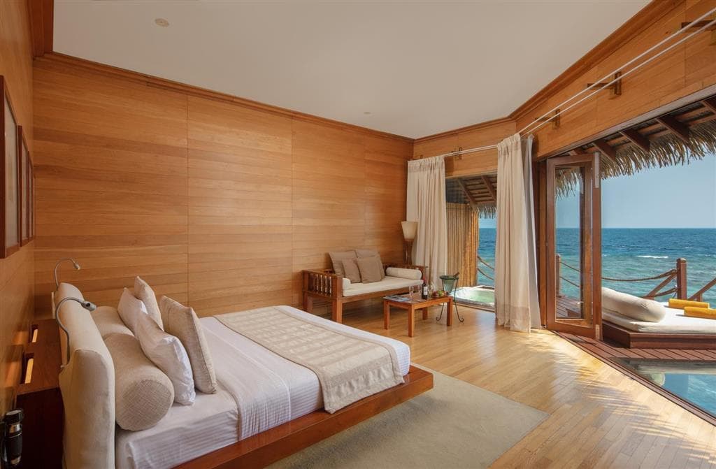 Adaaran Select Meedhupparu & Prestige Water Villas
