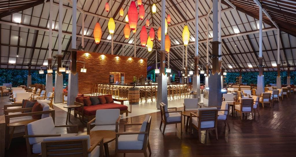Adaaran Select Meedhupparu & Prestige Water Villas