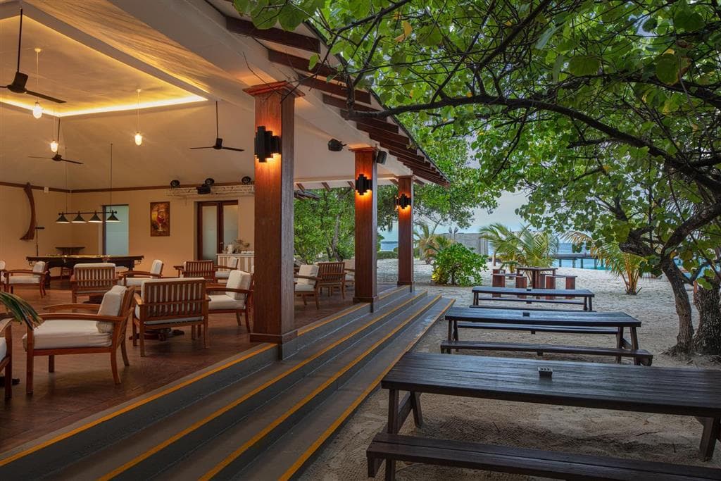 Adaaran Select Meedhupparu & Prestige Water Villas