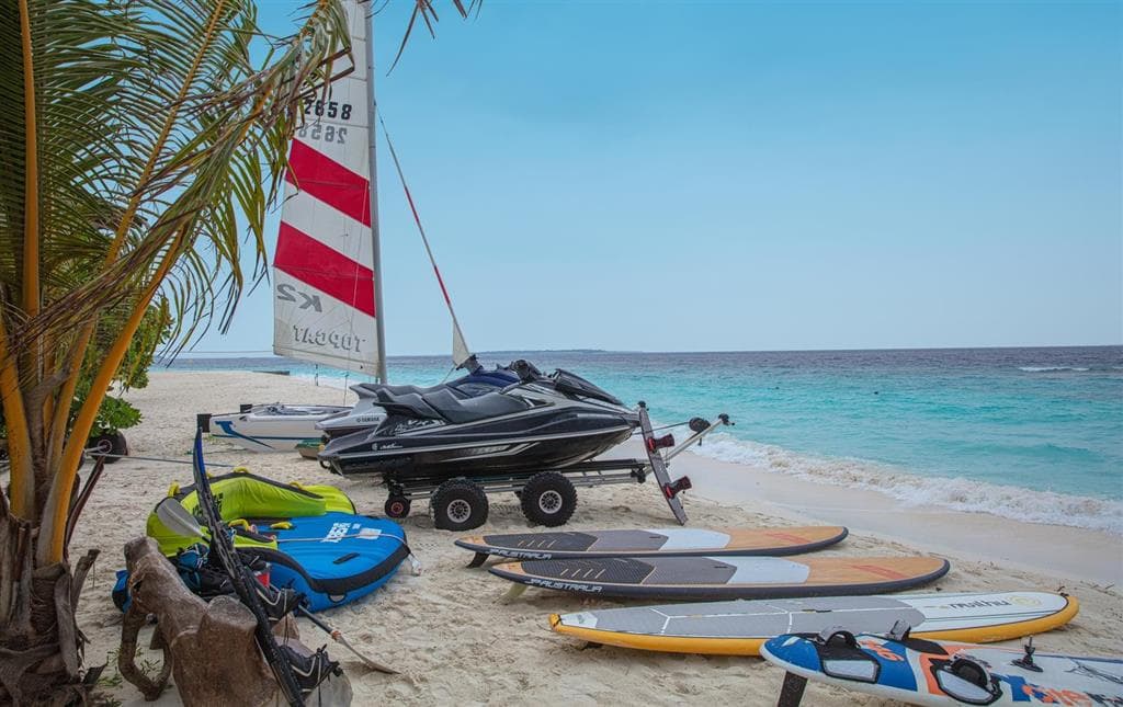 Adaaran Select Meedhupparu & Prestige Water Villas