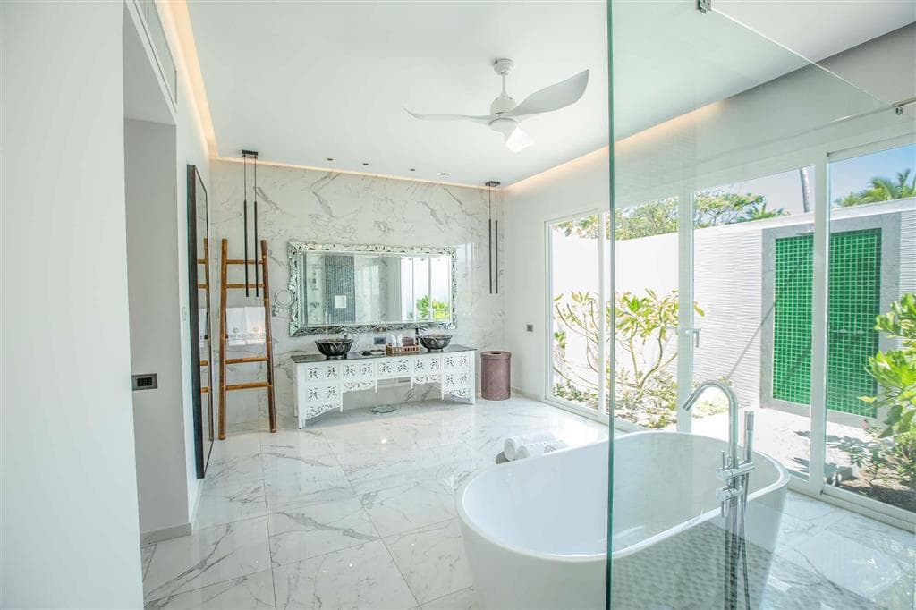 Emerald Maldives Resort & Spa
