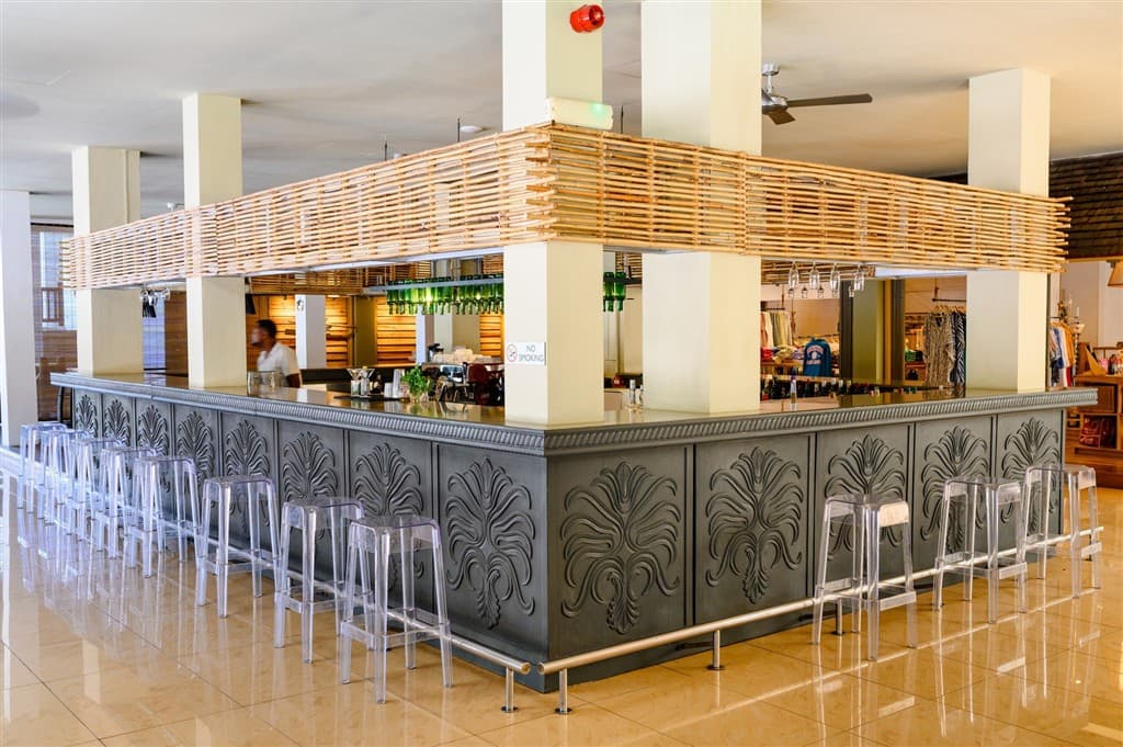 Balcony bar