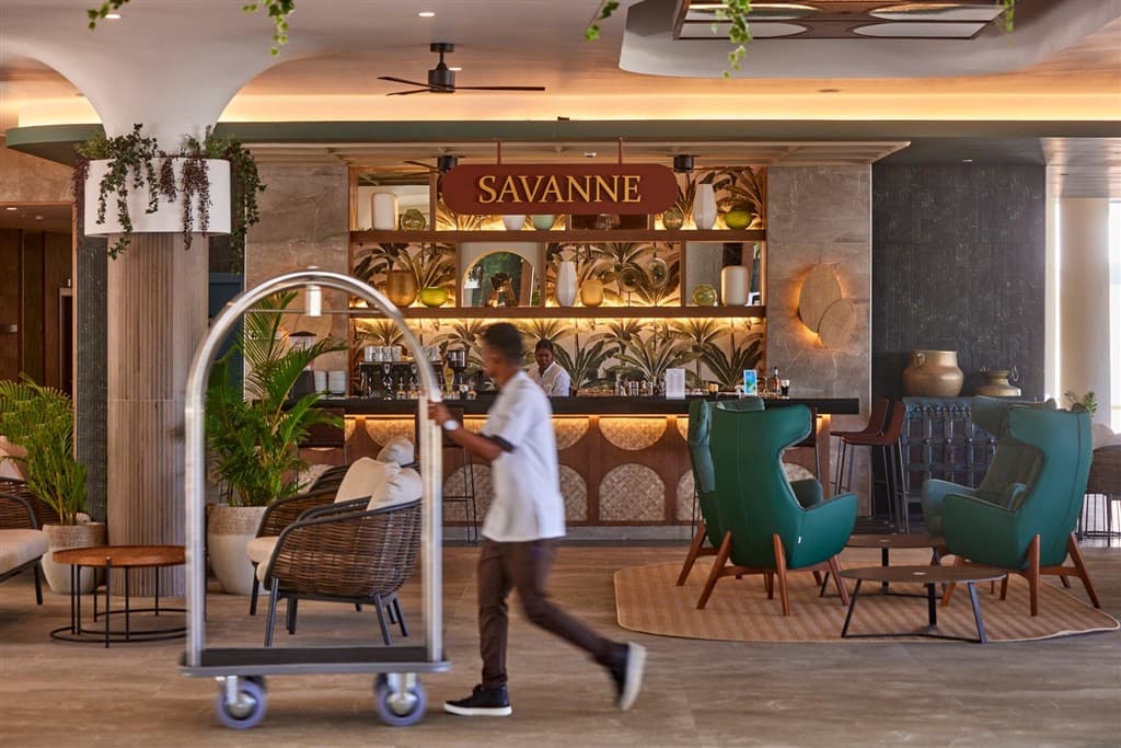 Lobby bar