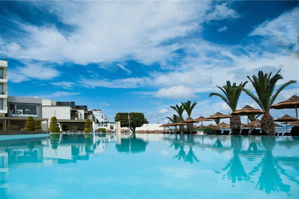 The Ixian Grand & Suites