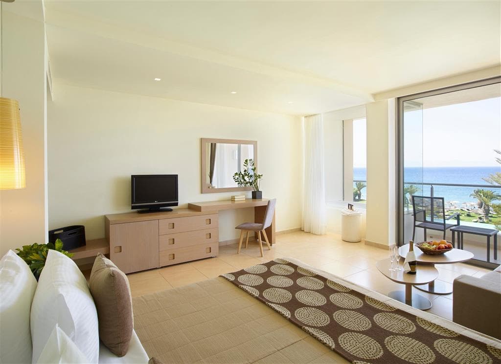 The Ixian Grand & Suites