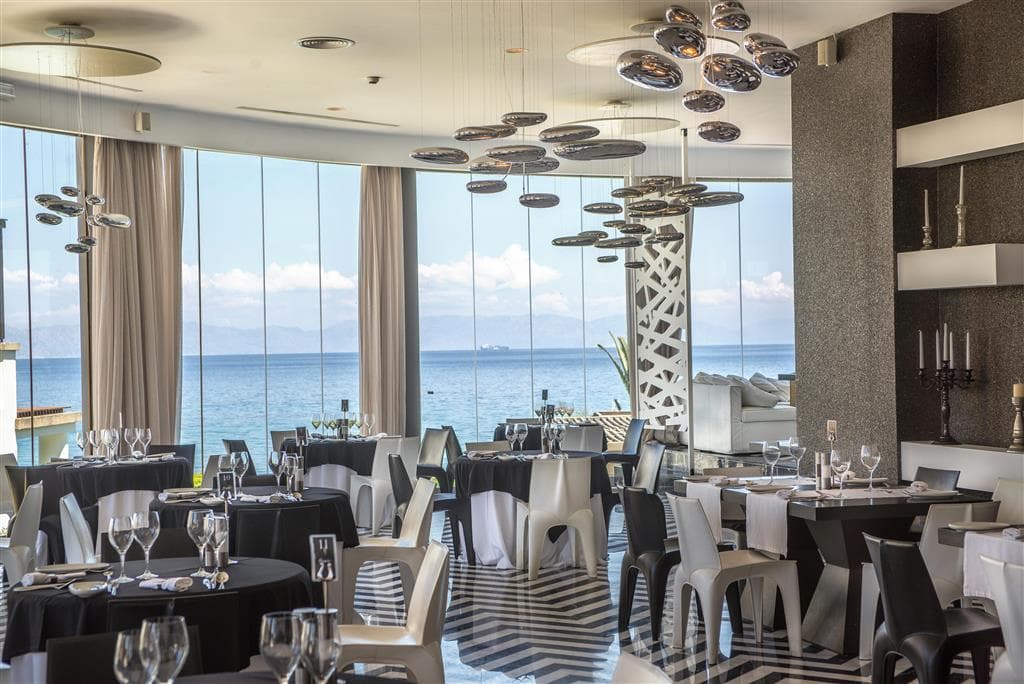 The Ixian Grand & Suites