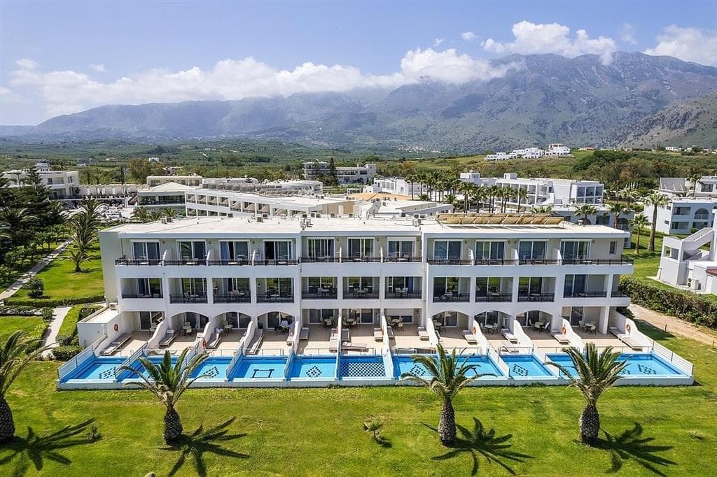 Vantaris Palace