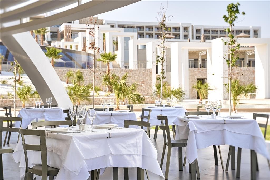 Mayia Exclusive Resort & Spa
