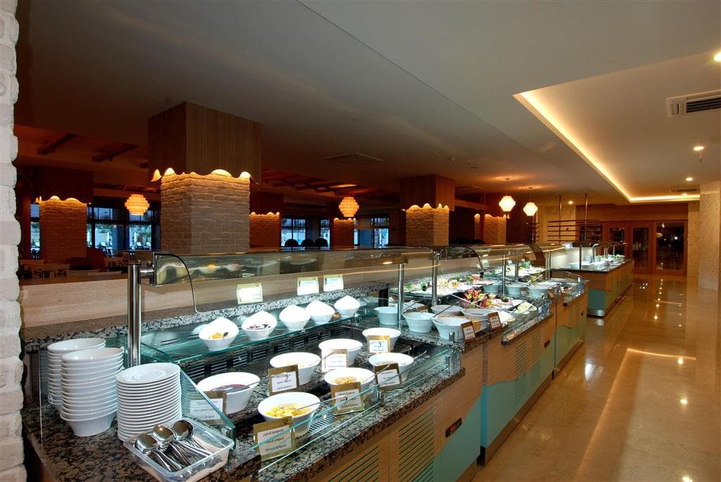Commodore Elite Suites