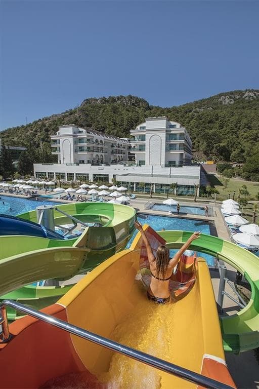 Dosinia Luxury Resort (Funtazia klub)