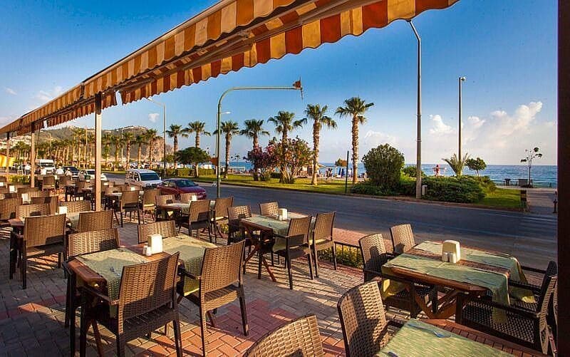 Kleopatra Beach Hotel