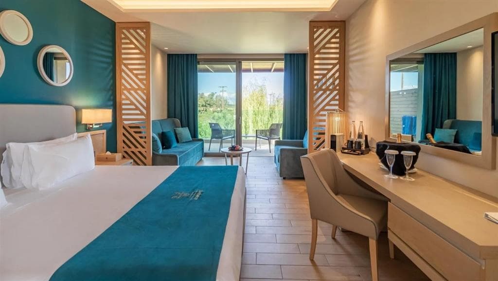 Almyros Beach Resort &  Spa