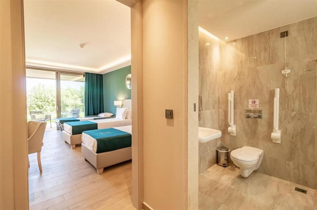 Almyros Beach Resort &  Spa