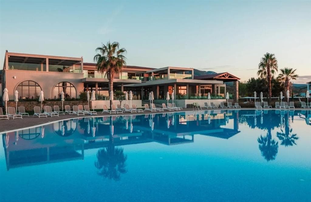 Almyros Beach Resort &  Spa