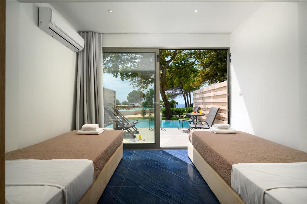 Ninos Grand Beach Hotel & Resort (Funtazia klub)