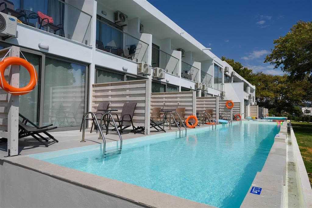 Ninos Grand Beach Hotel & Resort (Funtazia klub)