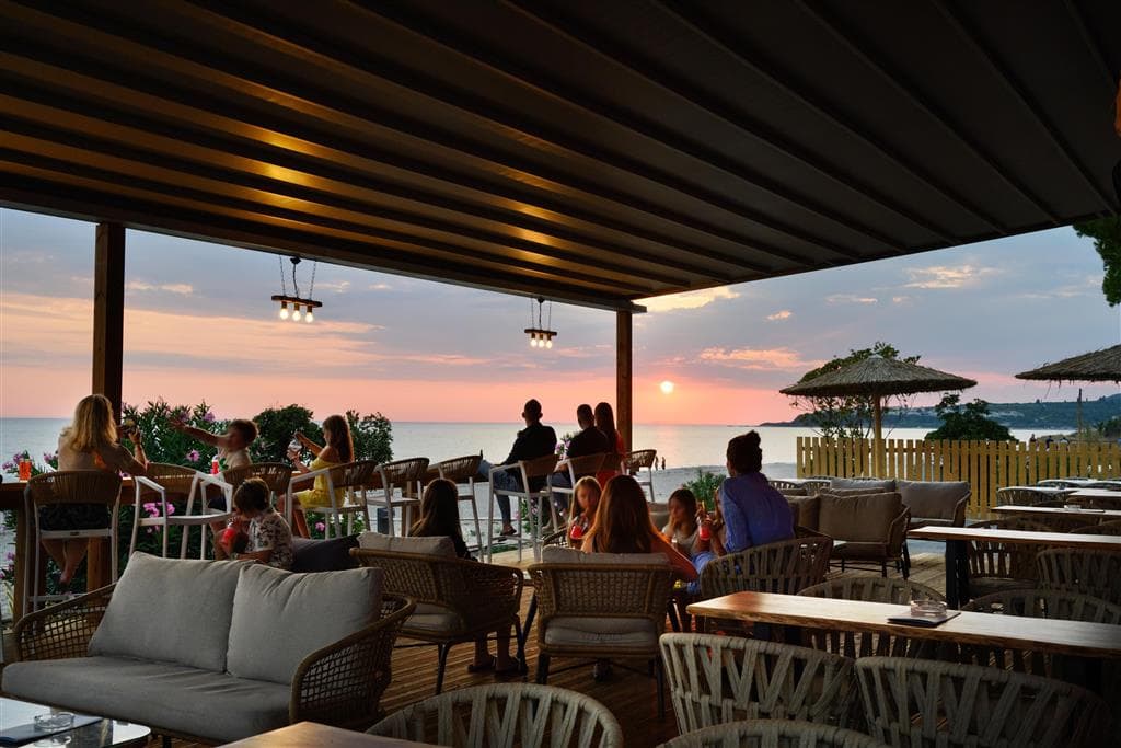 Ninos Grand Beach Hotel & Resort (Funtazia klub)