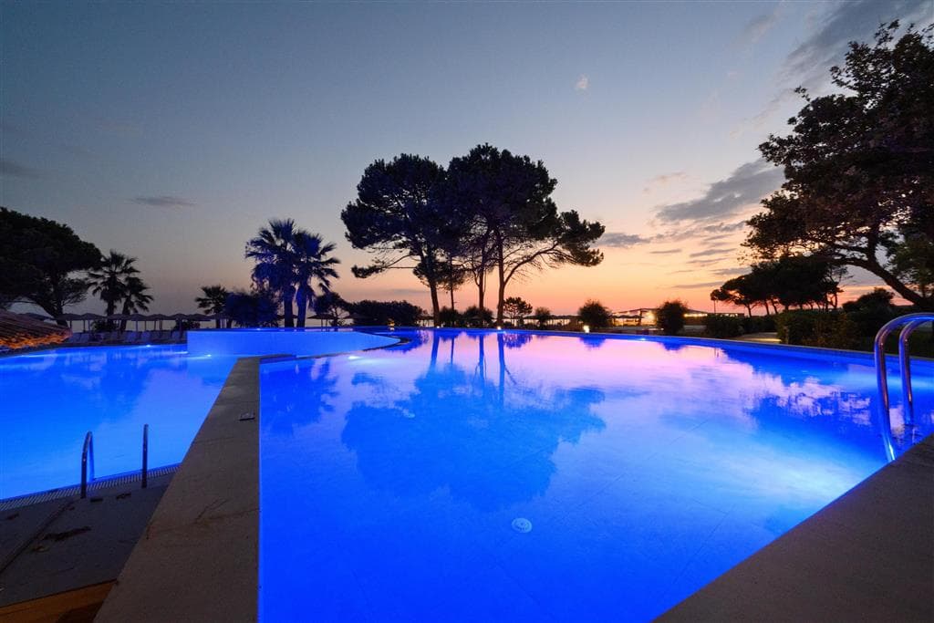 Ninos Grand Beach Hotel & Resort (Funtazia klub)