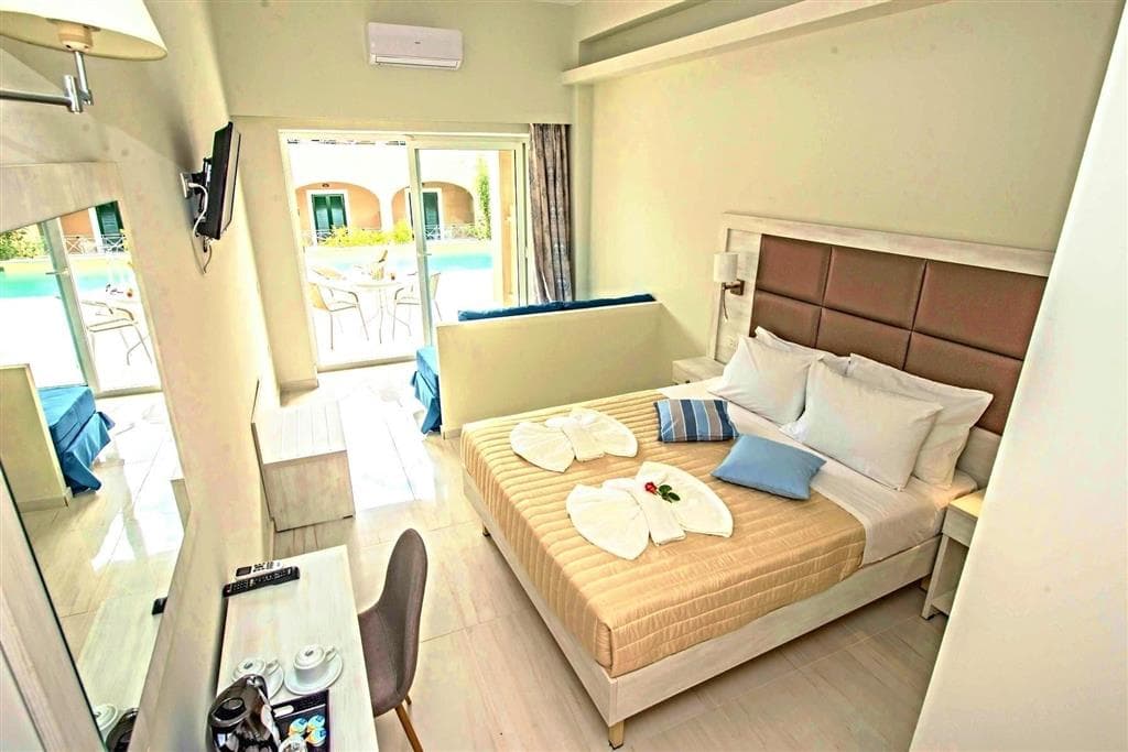 Amour Holiday Resort