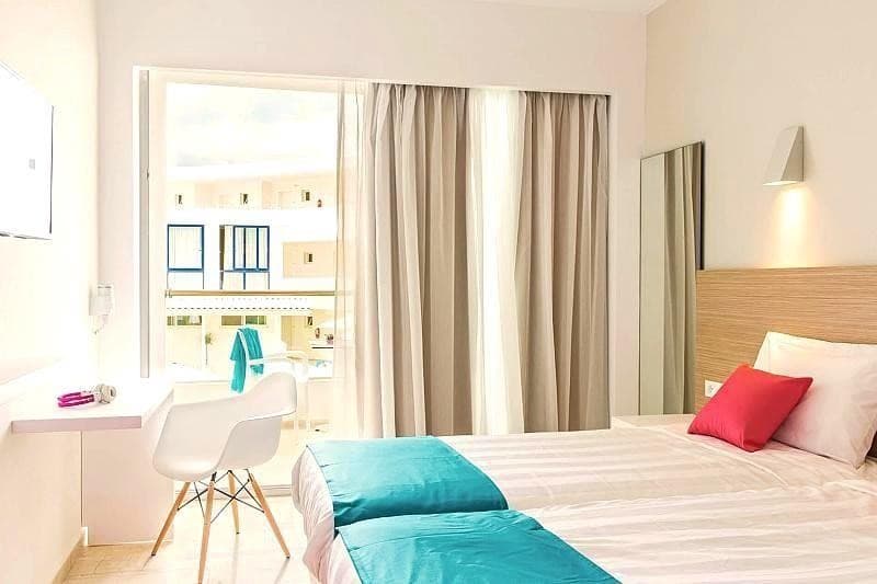 Nasos Hotel & Resort