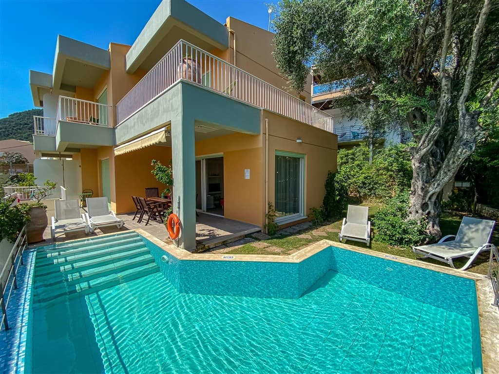 La Riviera Barbati Apartments