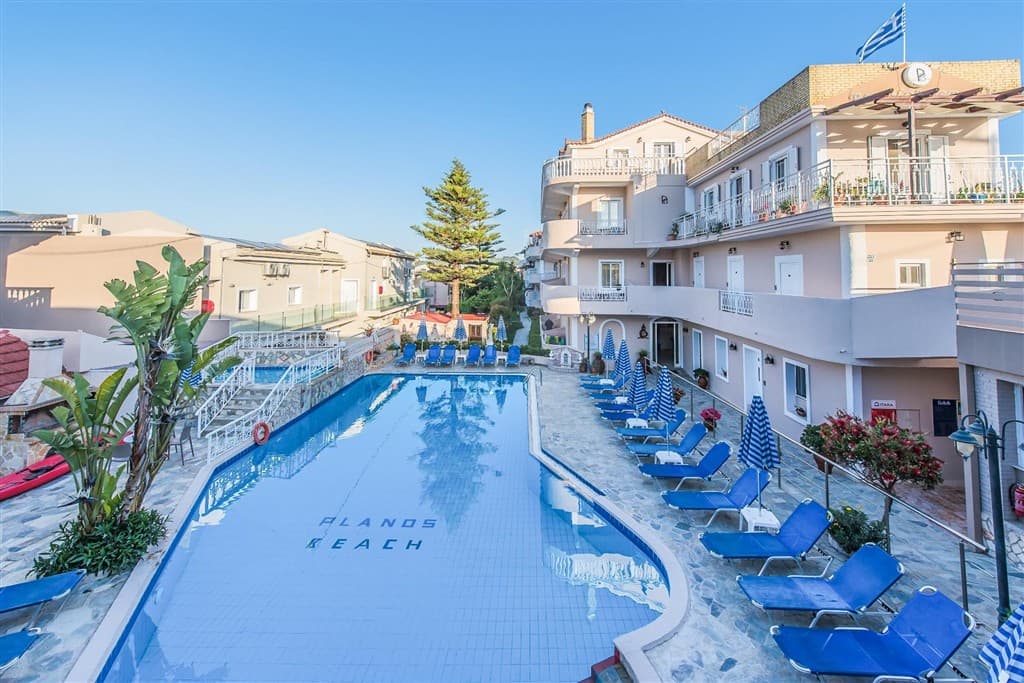 Hotel s bazénom
