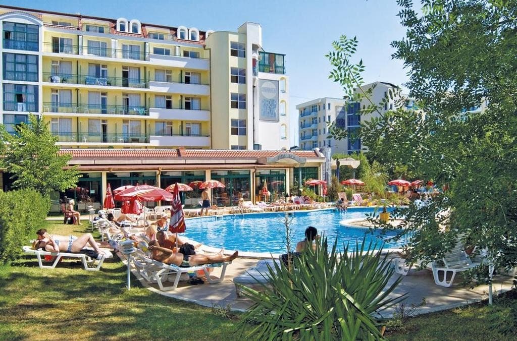 Perla Plaza