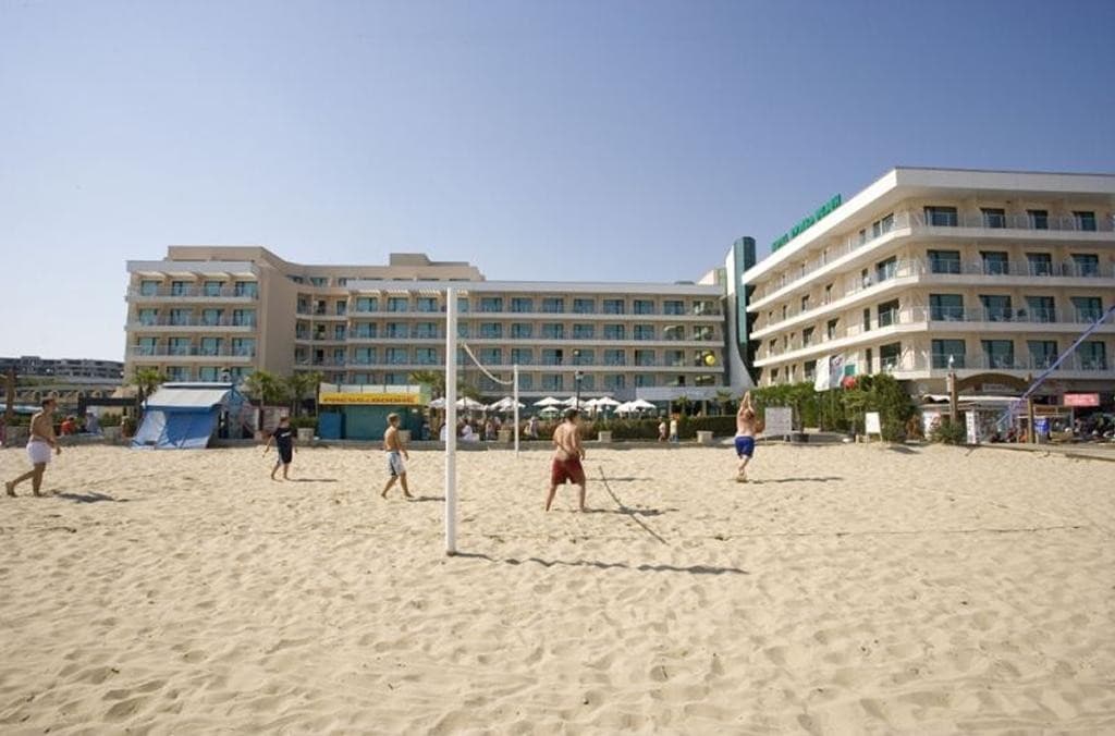 DIT Evrika Beach Club