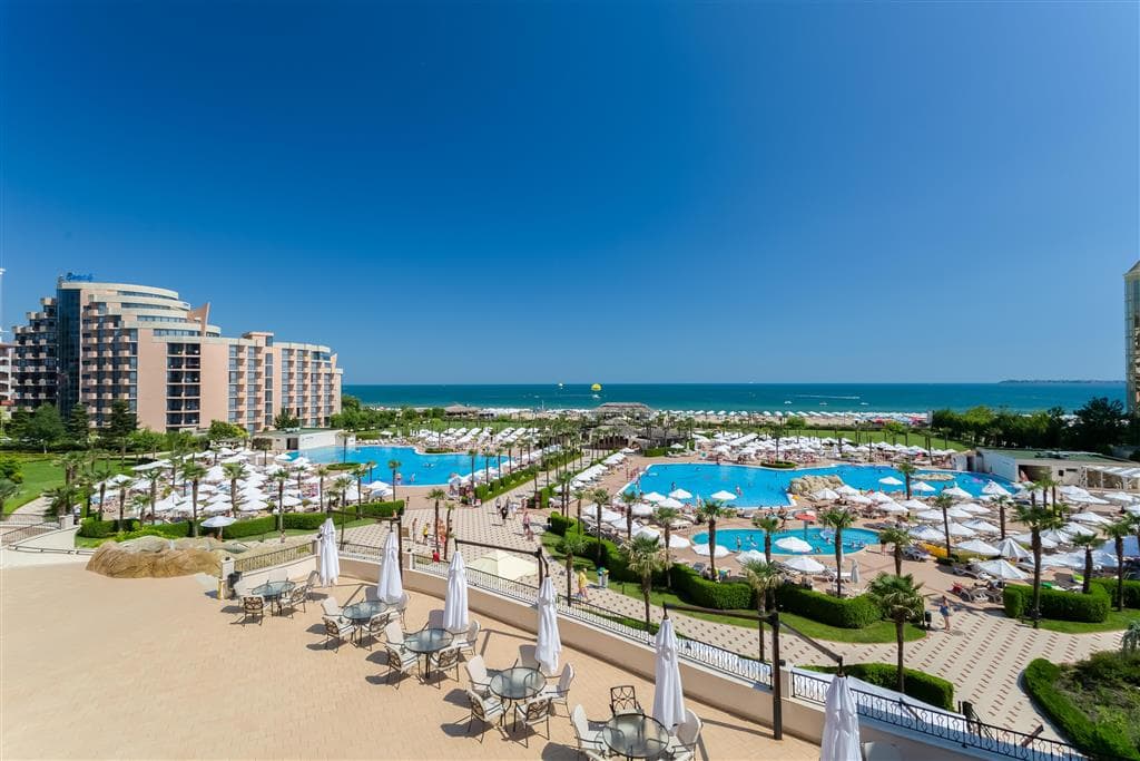 DIT Majestic Beach Resort
