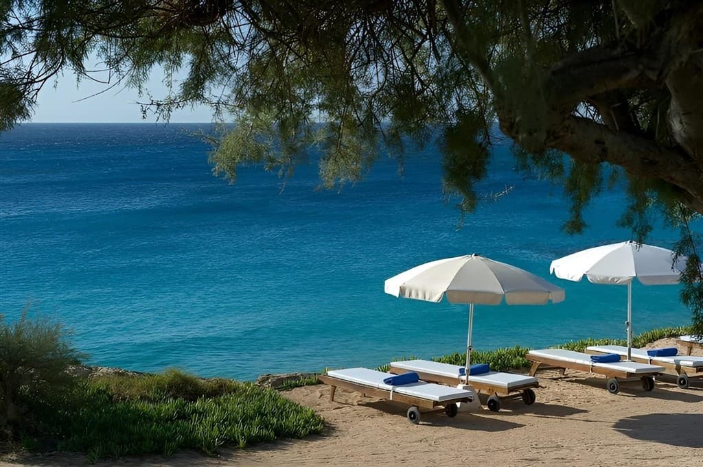 Grecian Sands