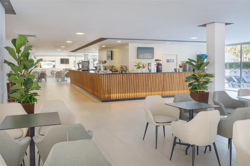Lobby Bar