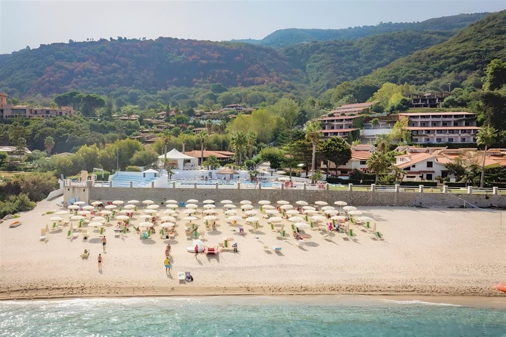 Hotel pri pláži