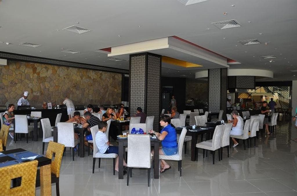 Jasmine Palace Resort & Spa
