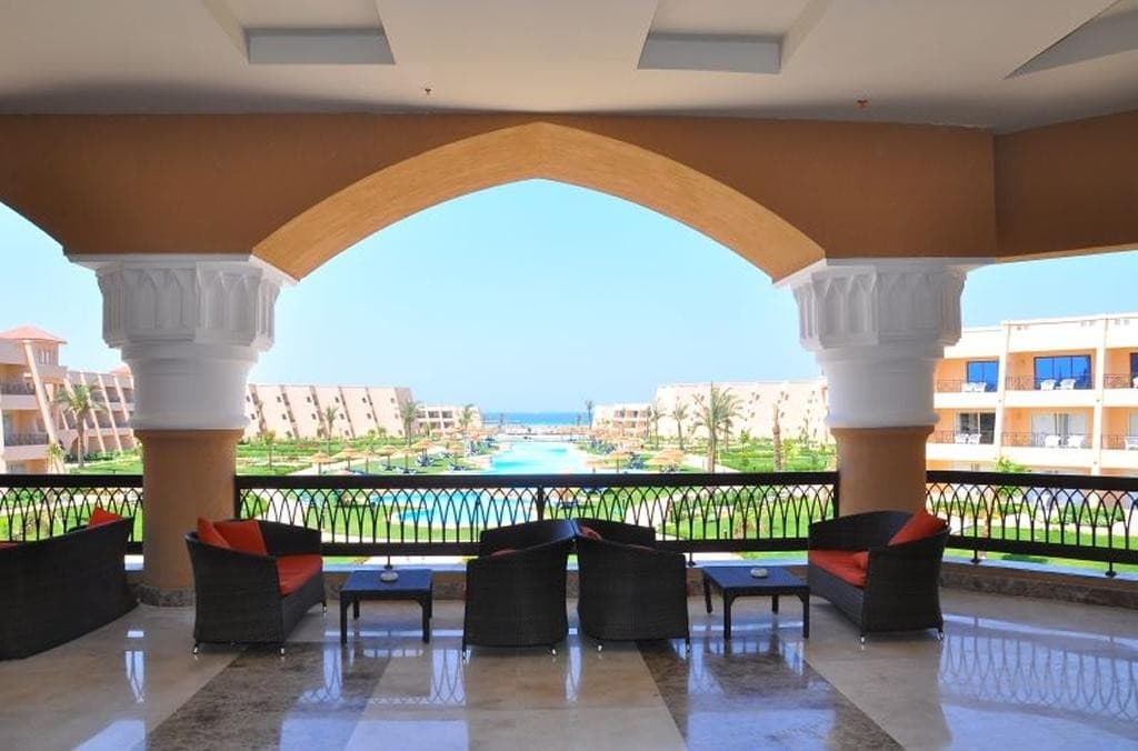 Jasmine Palace Resort & Spa