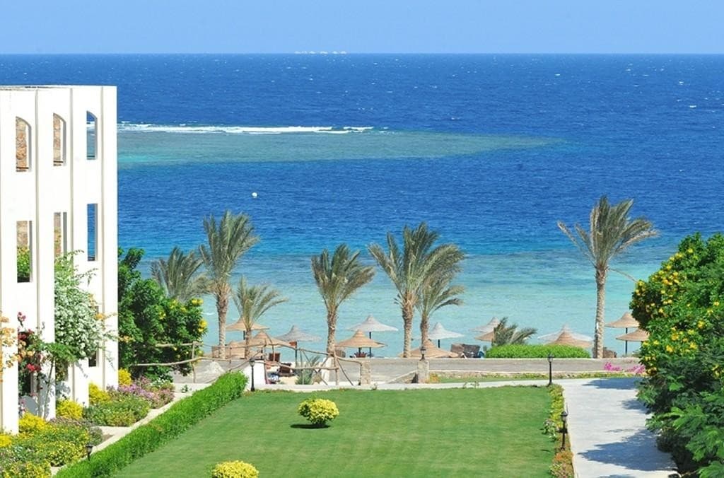 Royal Brayka Beach Resort (Mango klub)