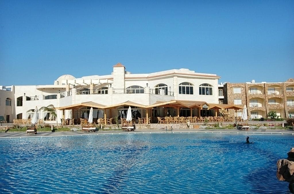 Royal Brayka Beach Resort (Mango klub)