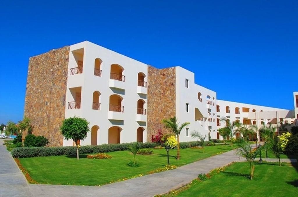 Royal Brayka Beach Resort (Mango klub)