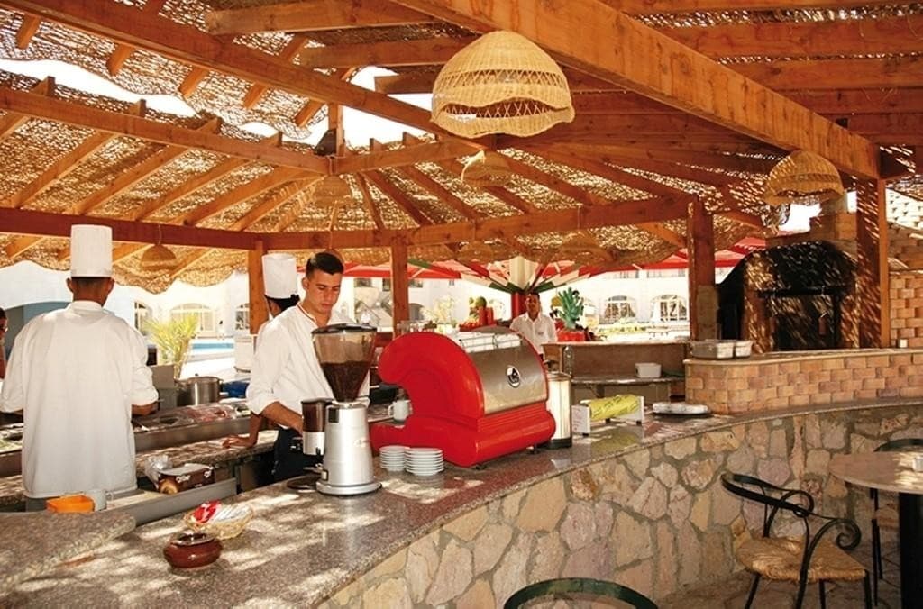 Royal Brayka Beach Resort (Mango klub)